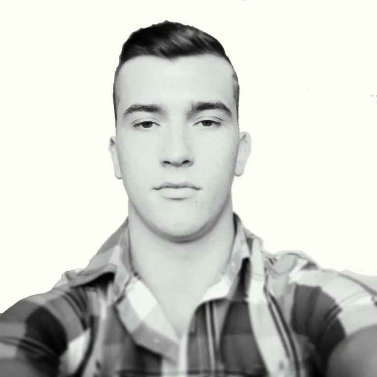 Eduard M.